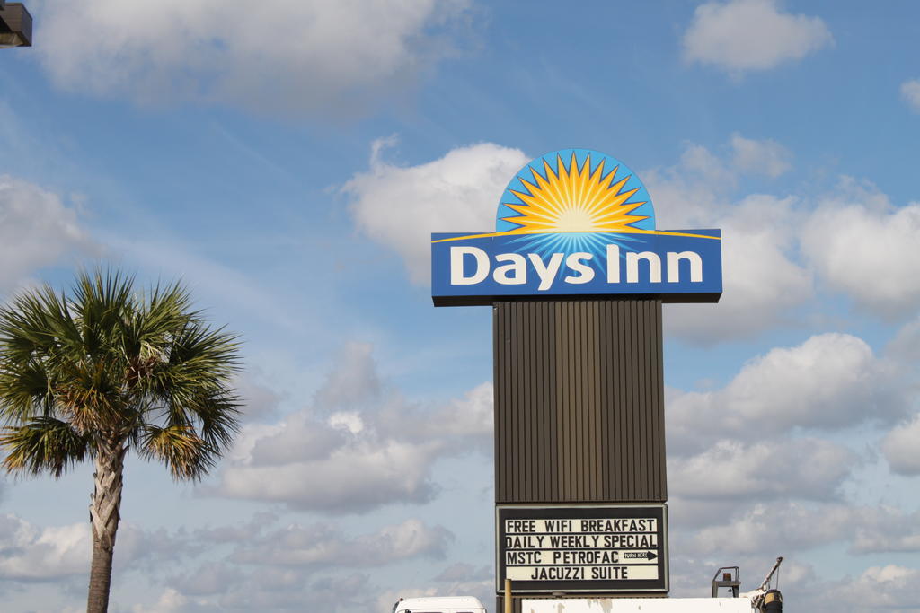 Days Inn By Wyndham Lafayette Near Lafayette Airport Zewnętrze zdjęcie